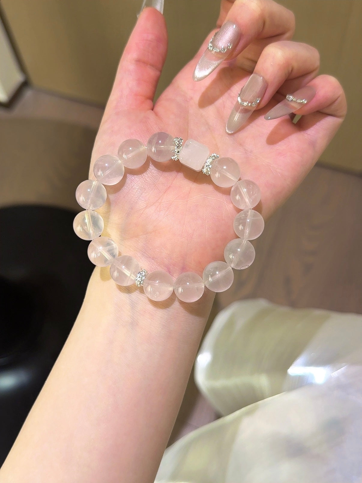 ▫️▪️ Pink crystal sugar cube bracelet